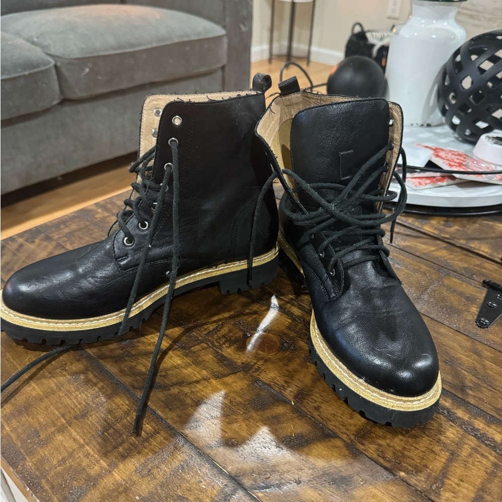 Mi.iM sz 7.5 combat boots